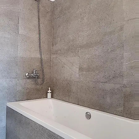 *ante Hydra Beach House* 度假居